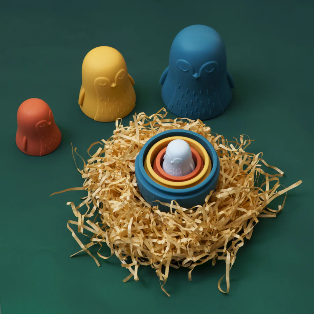 Penguin Nesting Toy
