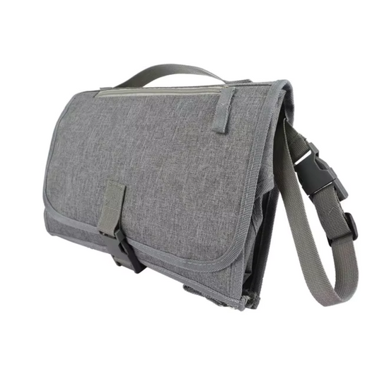 Cambiador impermeable y portátil con cierre broche