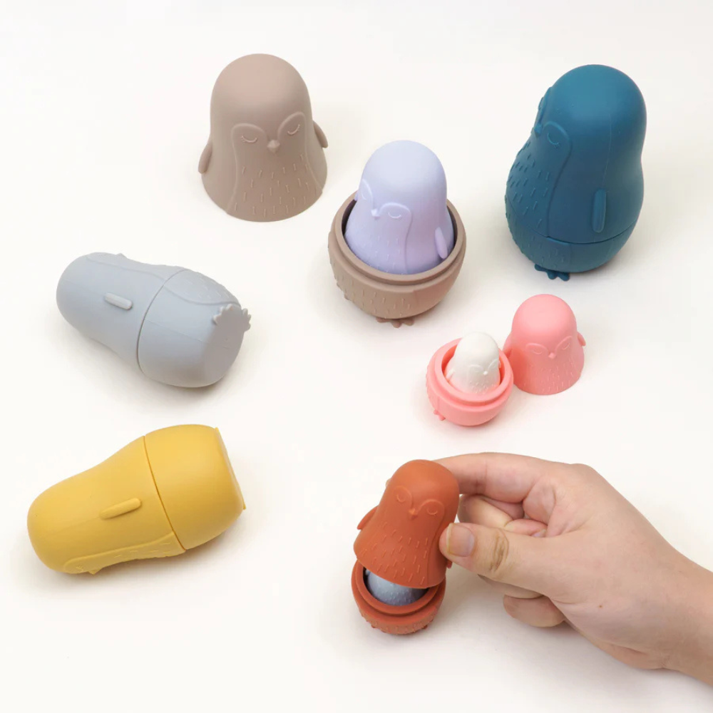 Penguin Nesting Toy