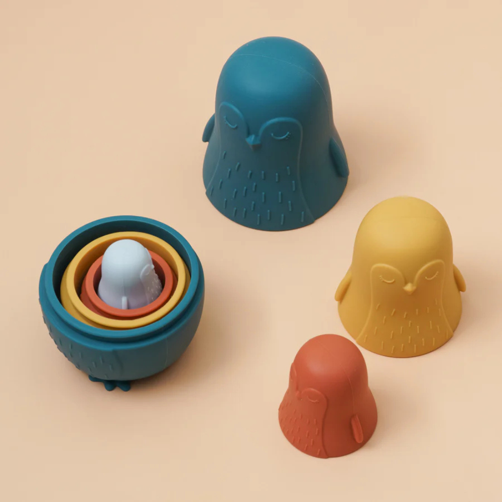 Penguin Nesting Toy